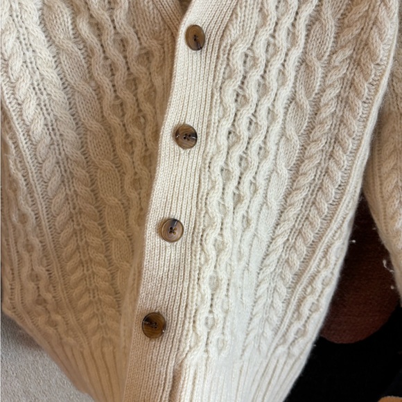 Brandy Melville Cream Cable Knit Cardigan - Picture 2 of 3